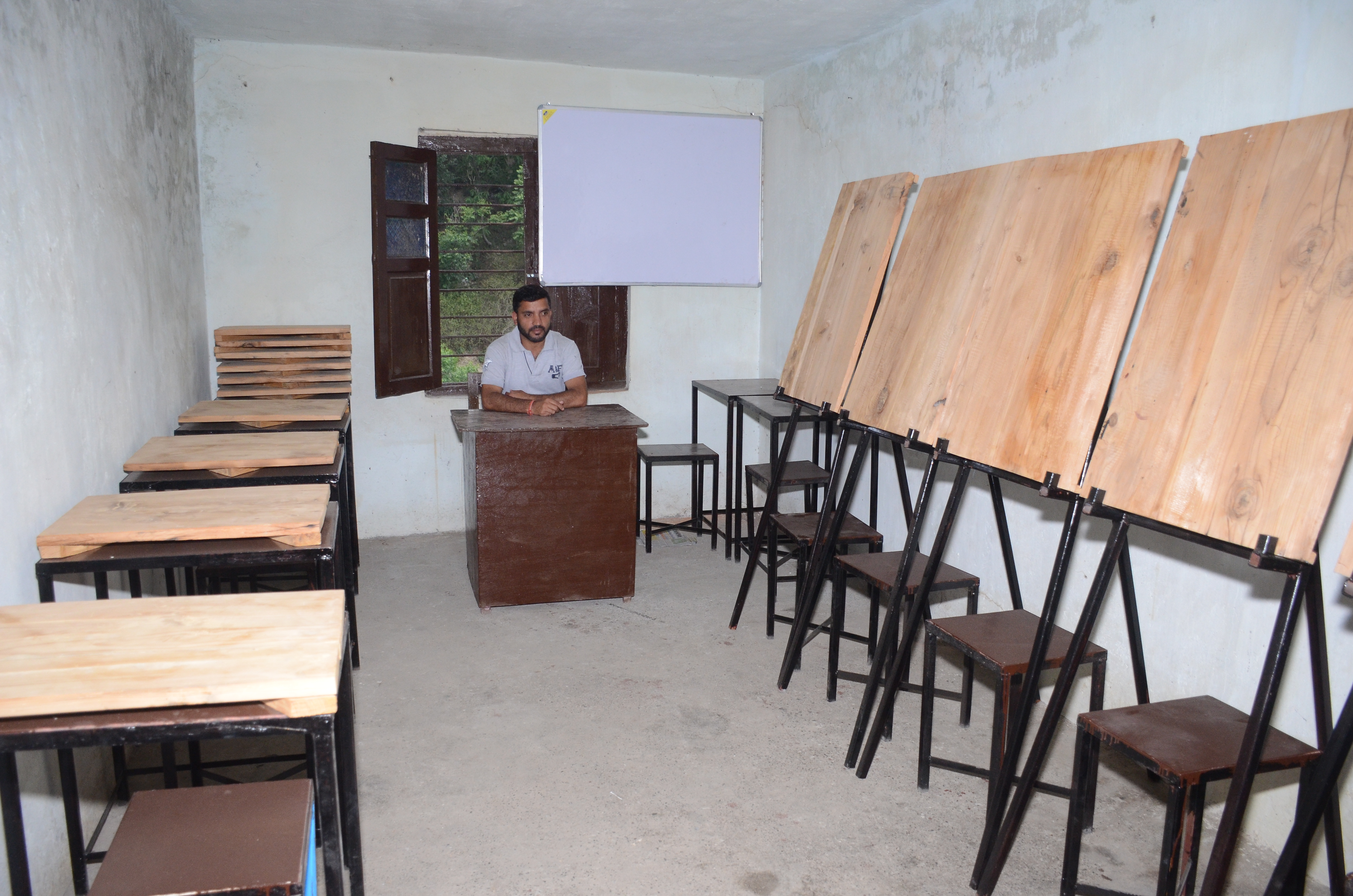 LAB DRAWING AND PAINTING.JPG