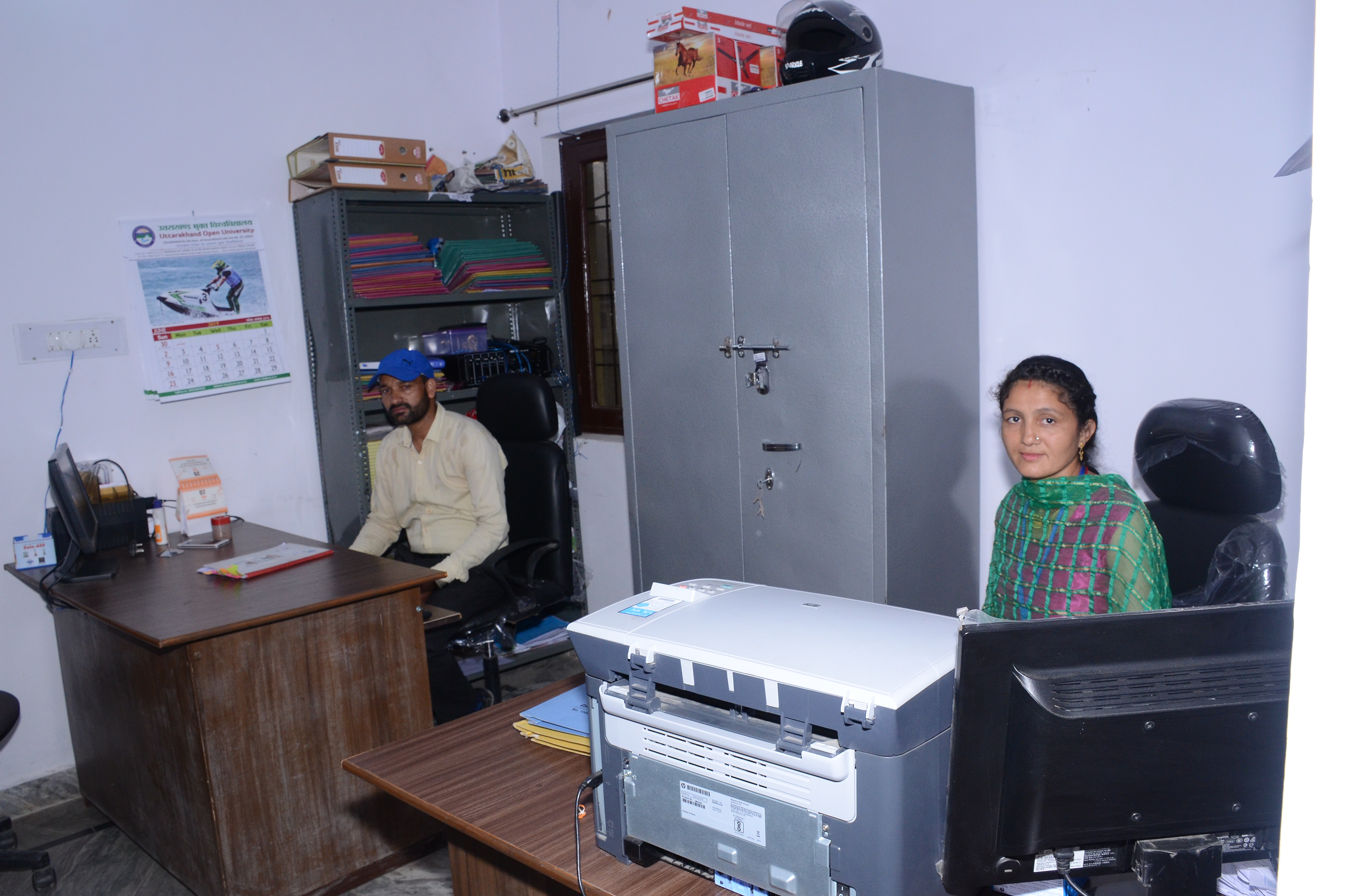 OFFICE 2.JPG
