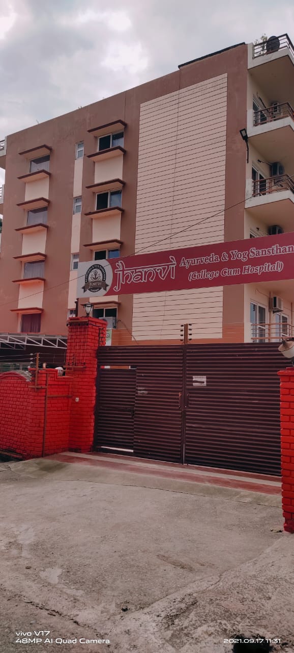 Main Gate 002.jpg