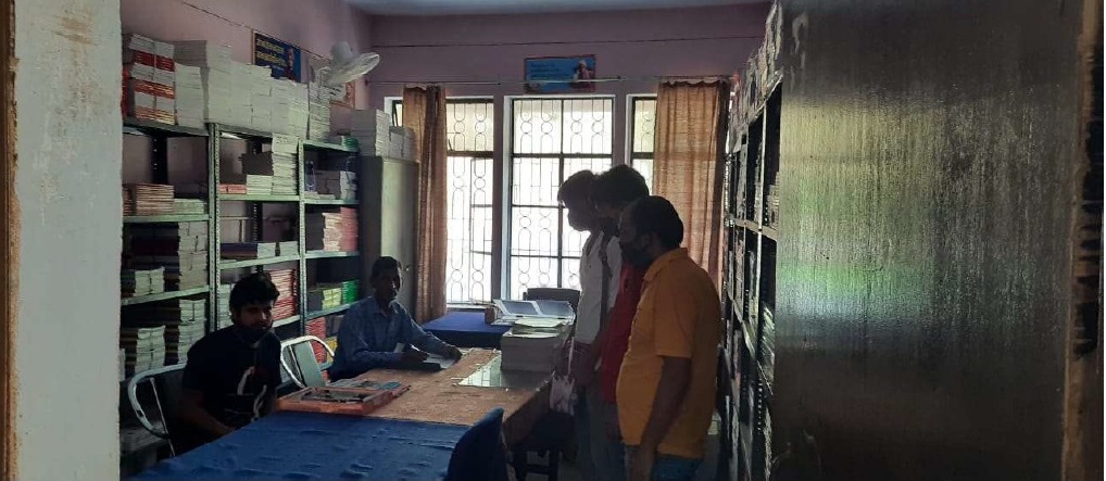 office 2.jpg