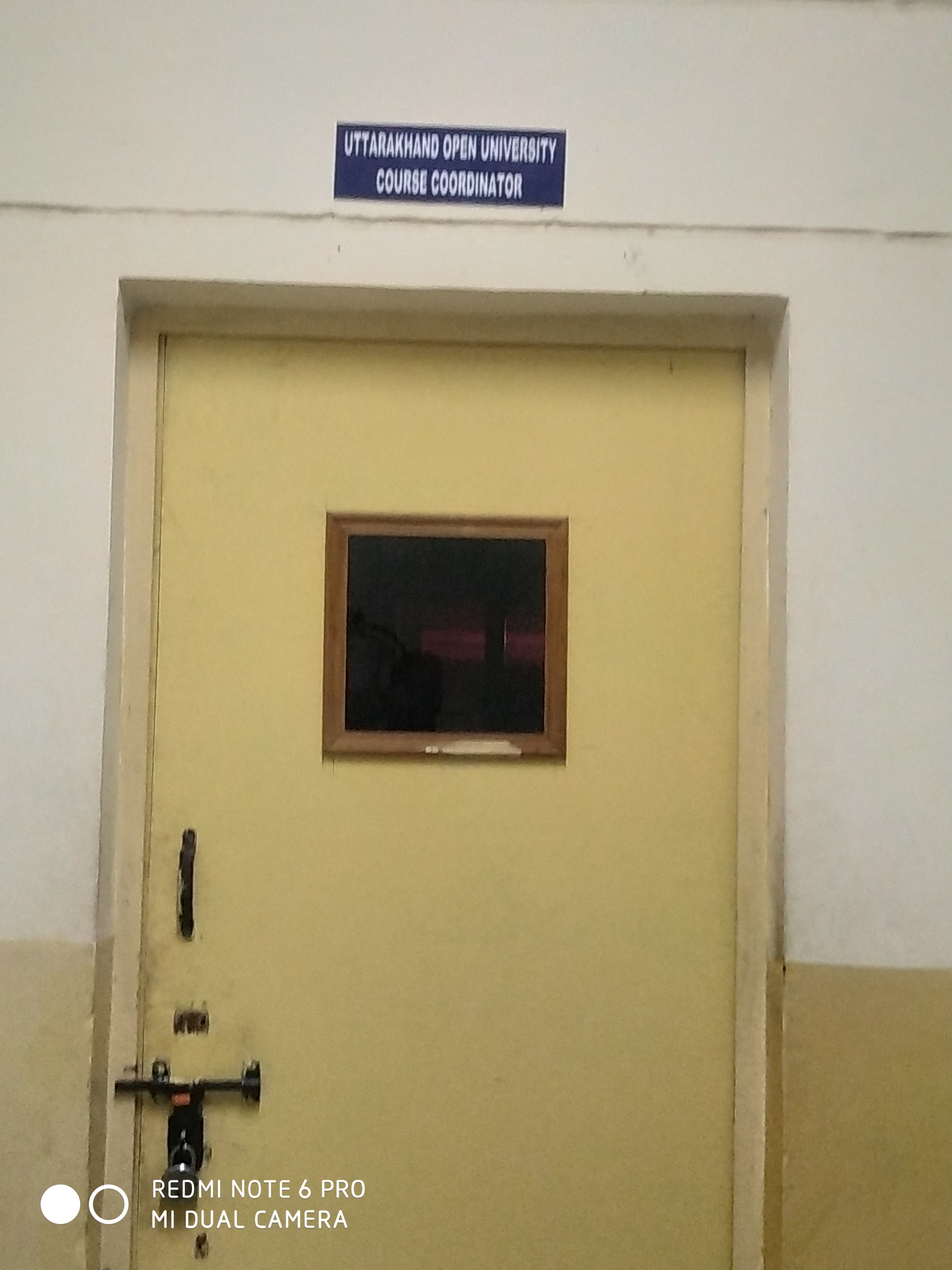 OFFICE.jpg