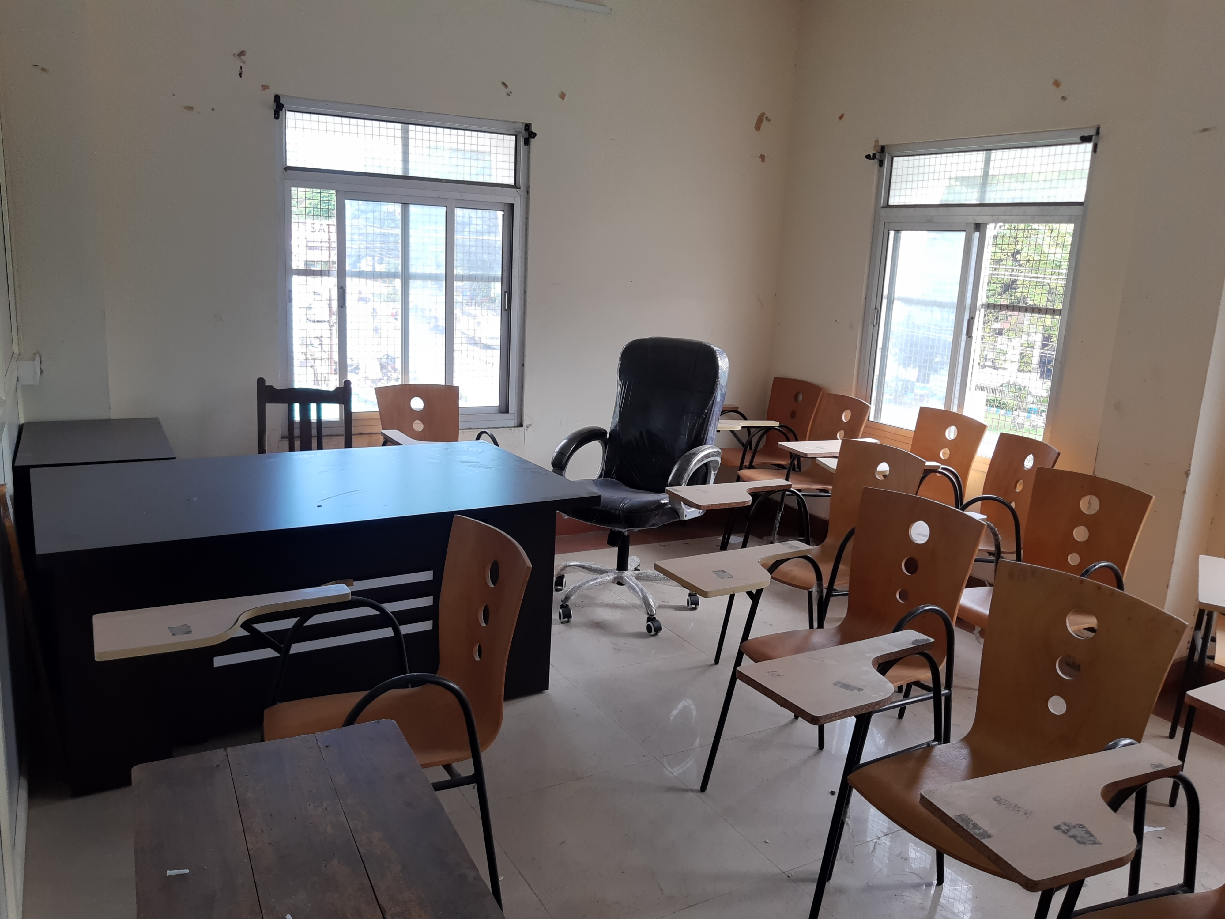 office.jpg