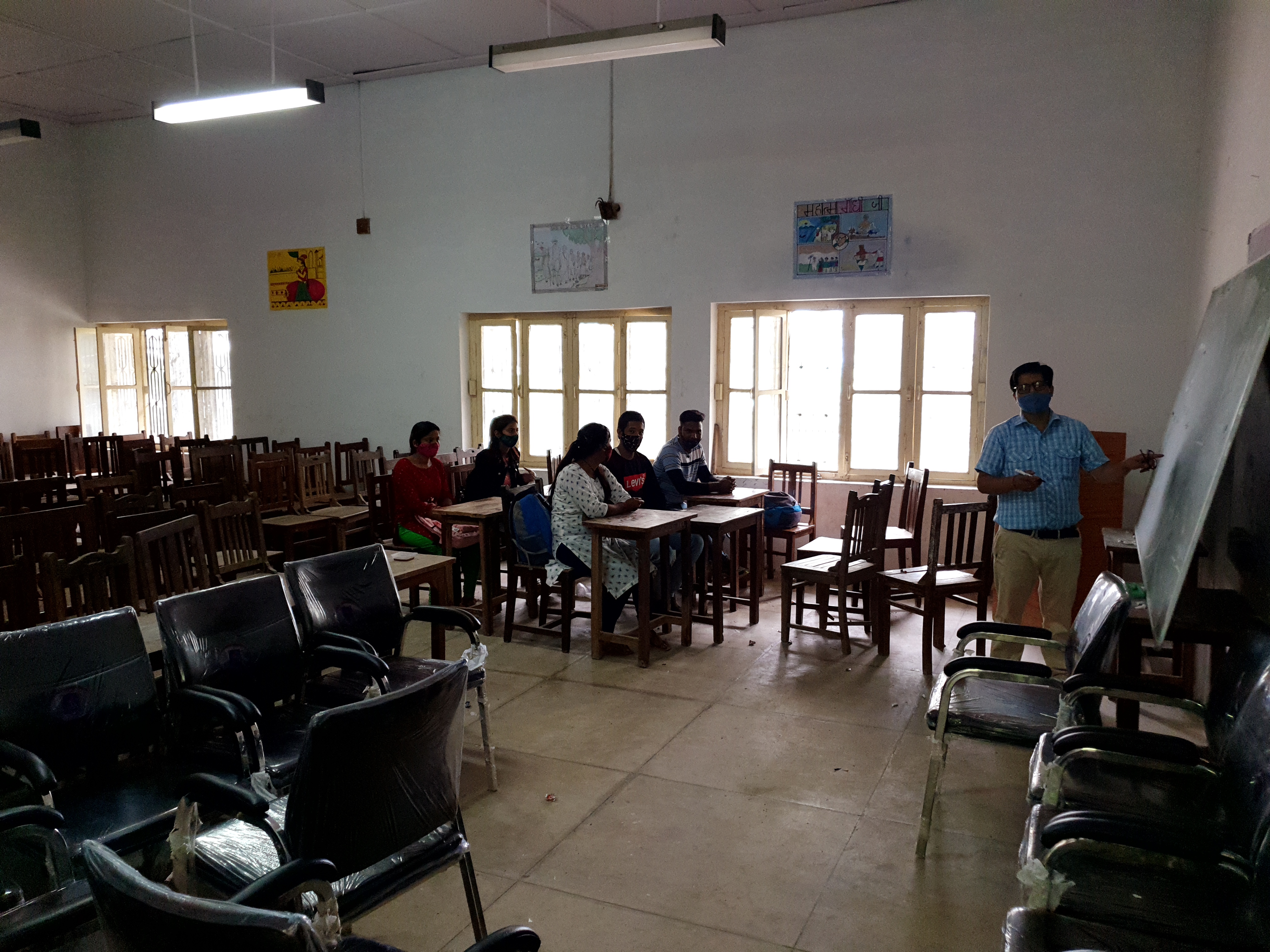 Class Room.jpg