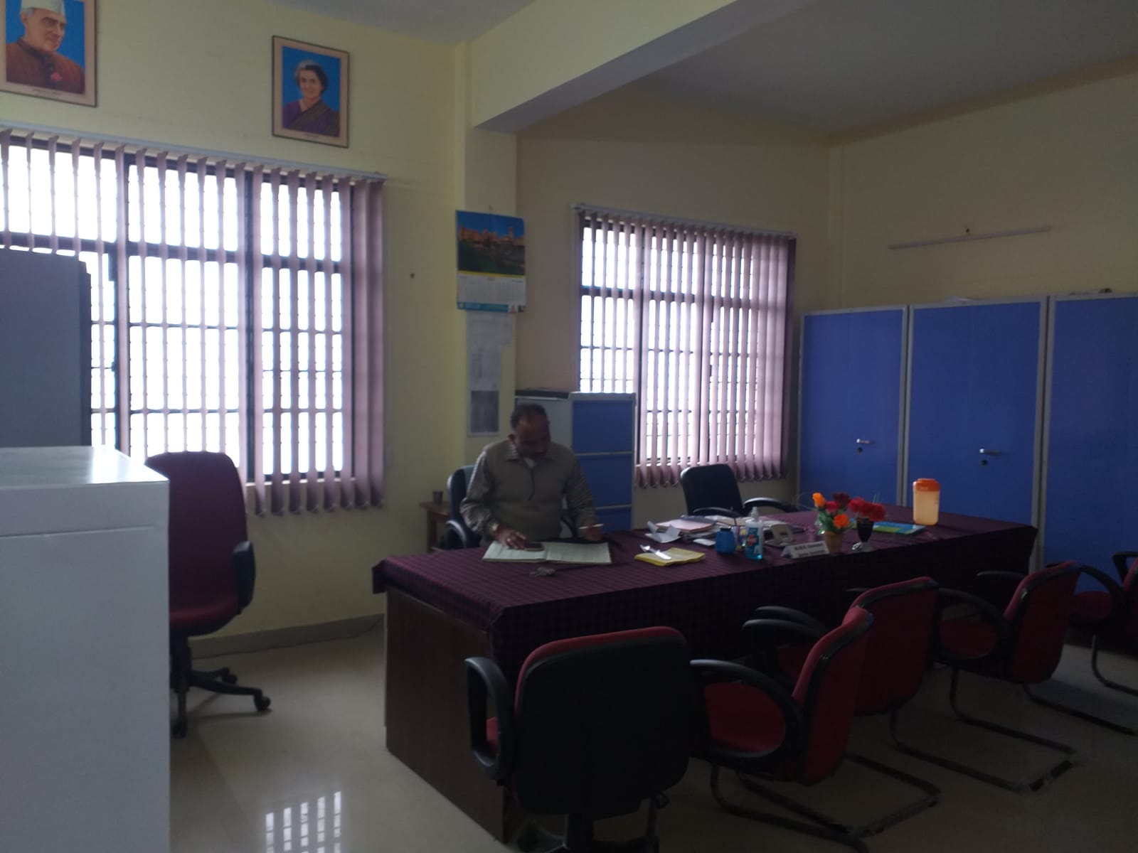 office2.jpg