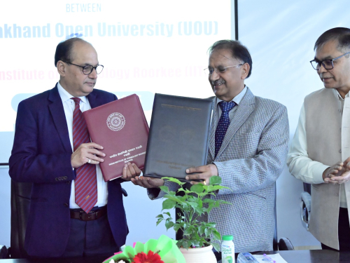 उत्तराखण्ड मुक्त विश्वविद्यालय और भारतीय प्रौद्योगिकी संस्थान (IIT) रुड़की के बीच आज एक महत्वपूर्ण समझौता ज्ञापन (MOU) पर हस्ताक्षर किए गए